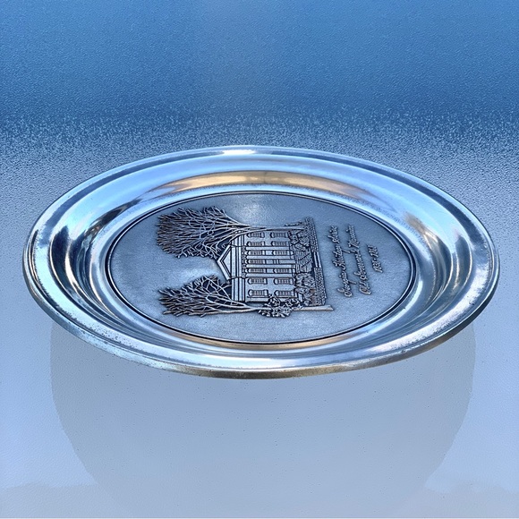 Wilton Pewter Plate: Georgia Heritage Series, Old Governor’s Mansion - Picture 2 of 8
